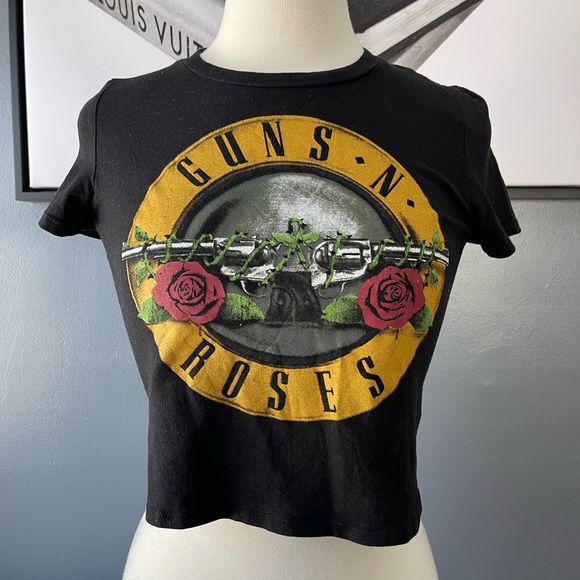 Guns & Roses Crop Top - Picture 2 of 4